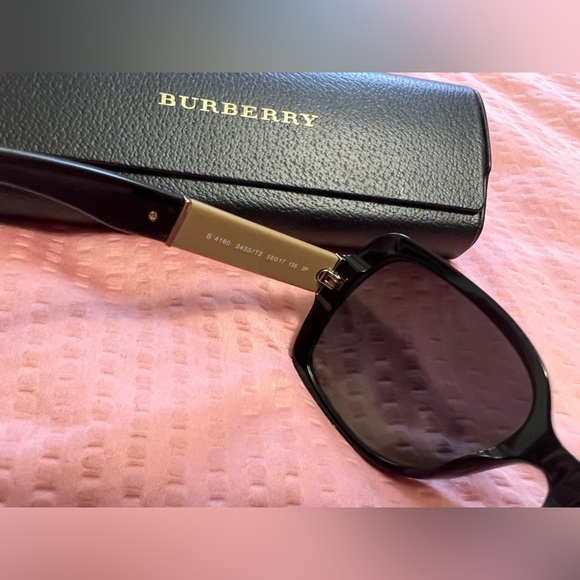 Burberry Sunglasses - Picture 10 of 13
